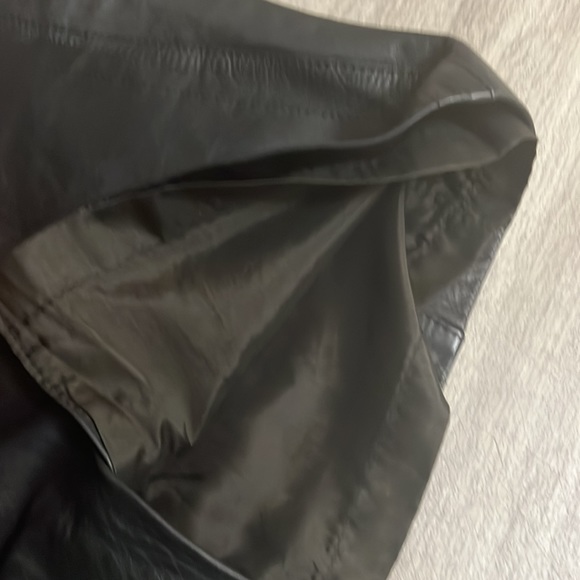 Vintage Leather Skirt Back High Waisted Mini with Back zipper and snap - Picture 8 of 11